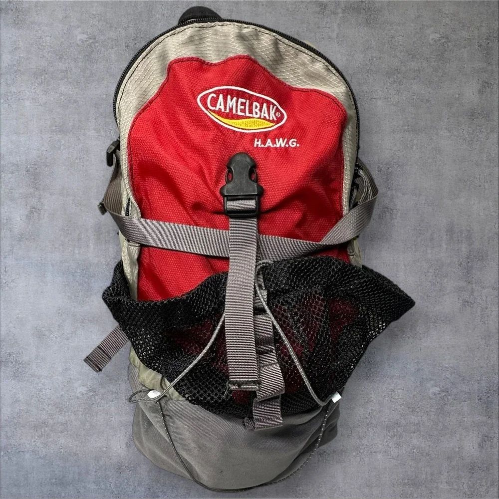 Camelbak‎ H.A.W.G Hawg Backpack Hydration Pack Omega Reservoir Gray/Red